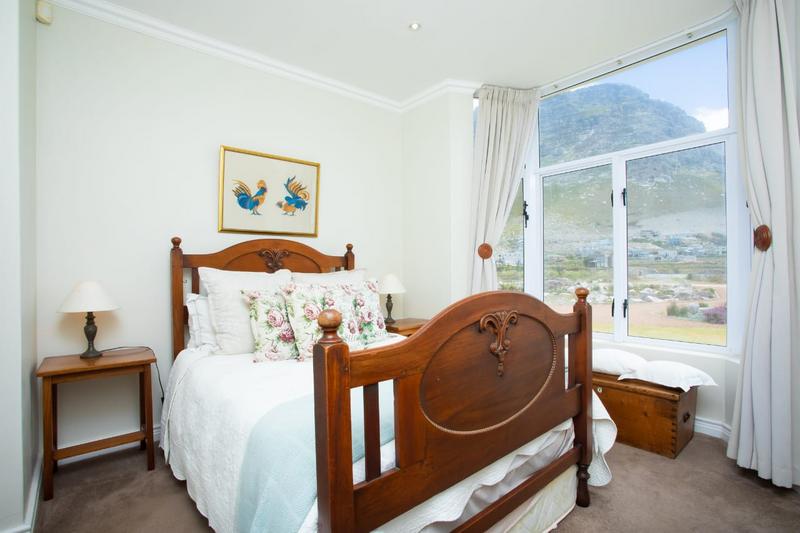 4 Bedroom Property for Sale in Bettys Bay Western Cape